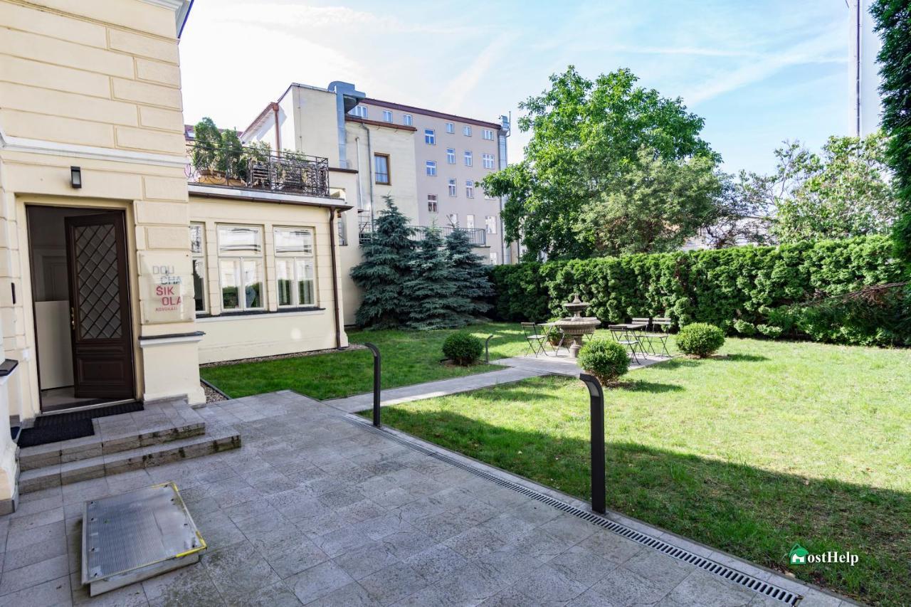 Villa With Hot-Tub, Terrace And Garden, Wenceslass Square Прага Екстериор снимка