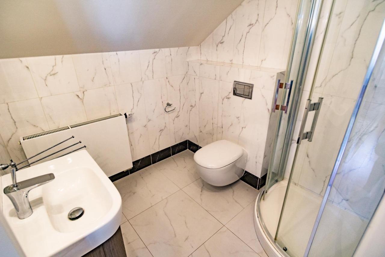Unique Location With Hot-Tub, Terrace And Garden Villa Прага Екстериор снимка