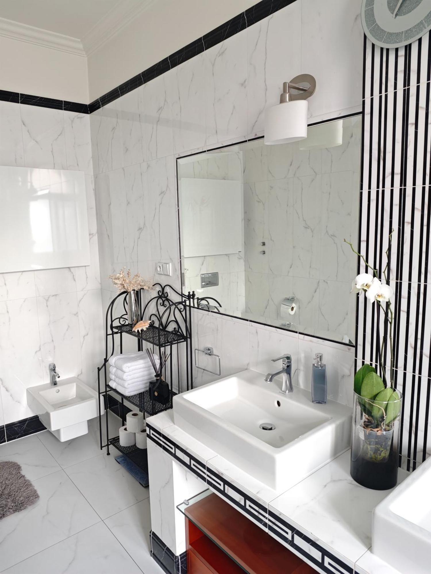 Unique Location With Hot-Tub, Terrace And Garden Villa Прага Екстериор снимка